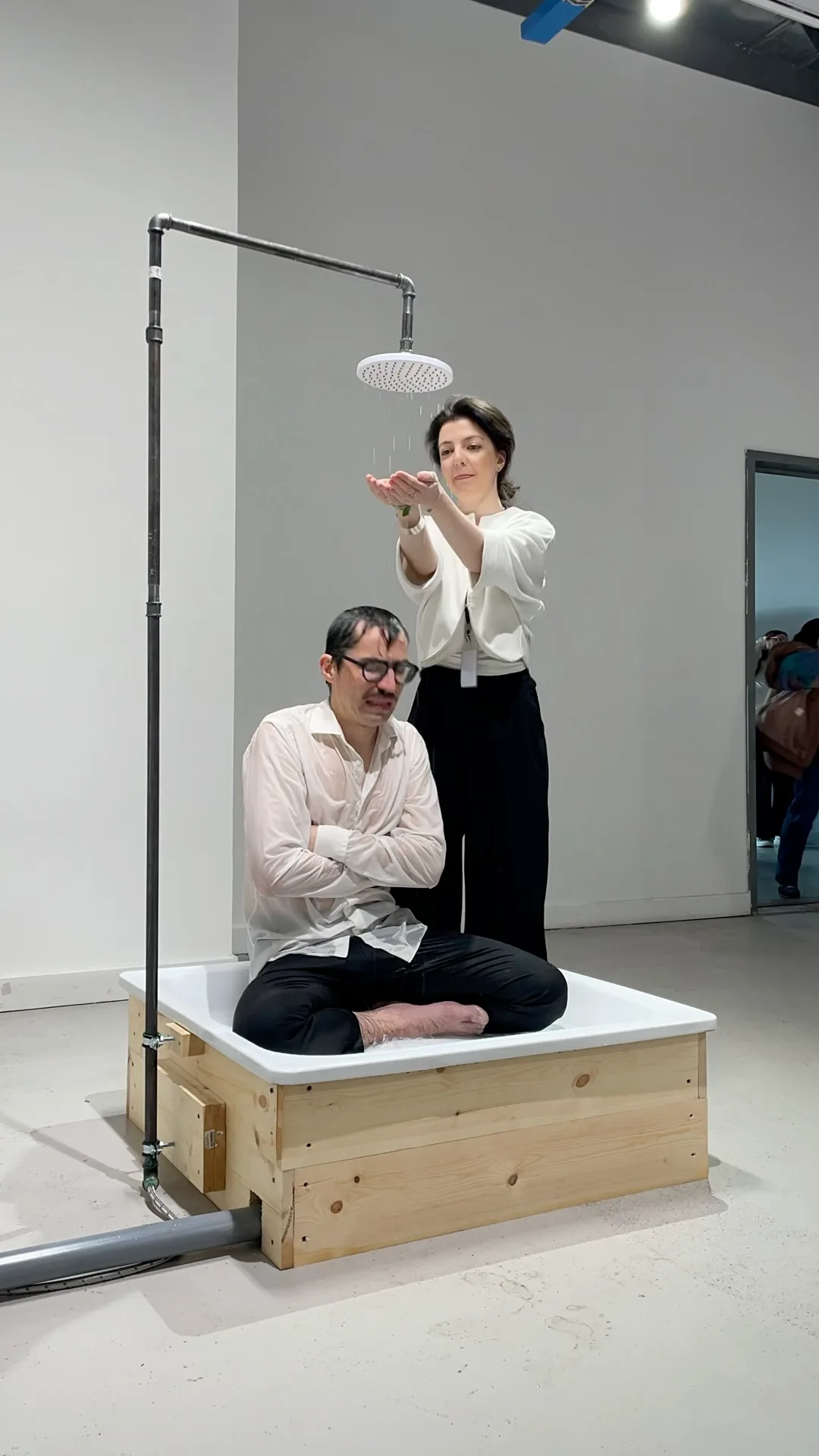Between the Drops, cold water performance, view 3