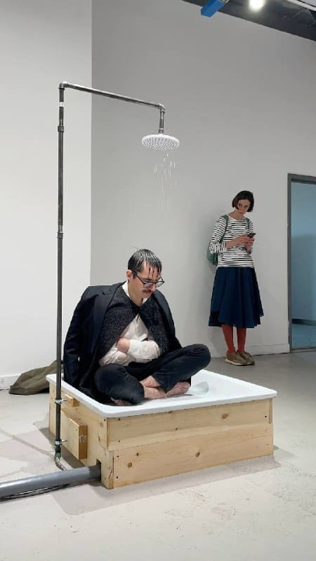 Between the Drops, cold water performance, view 7