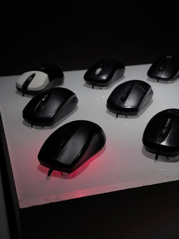 How Are Things at the Office?, installation of clicking computer mice, view 3
