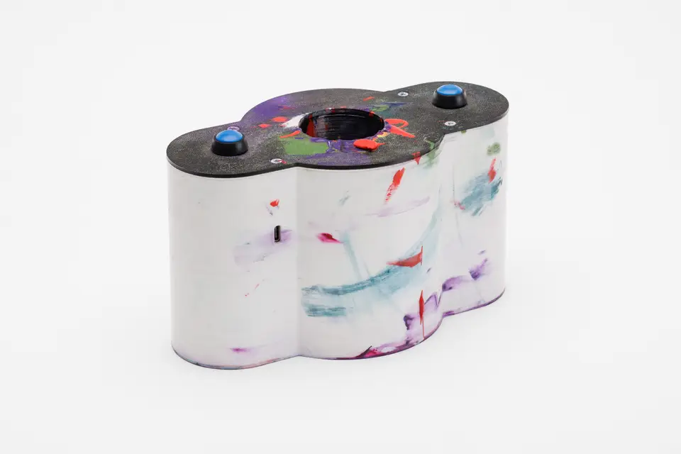 Paintbomber v5, 3D-printed paint-dropping device with laser sight